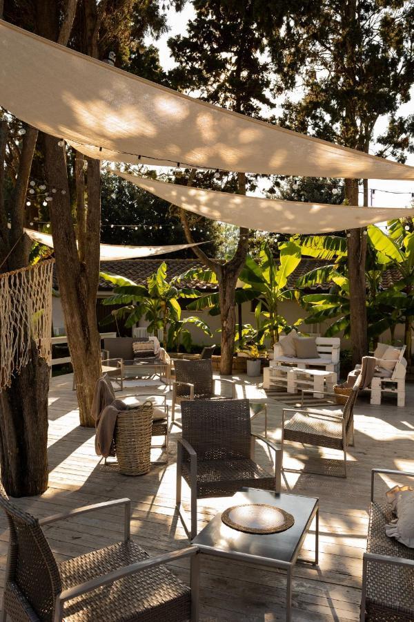 Hotel La Pineta Dei Liberti Lido dei Pini Esterno foto
